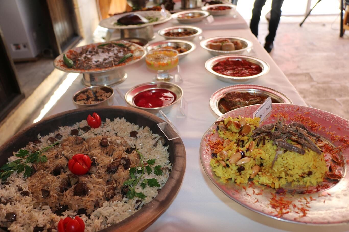 Bayramı keyifli geçirmek için beslenmeye dikkat!