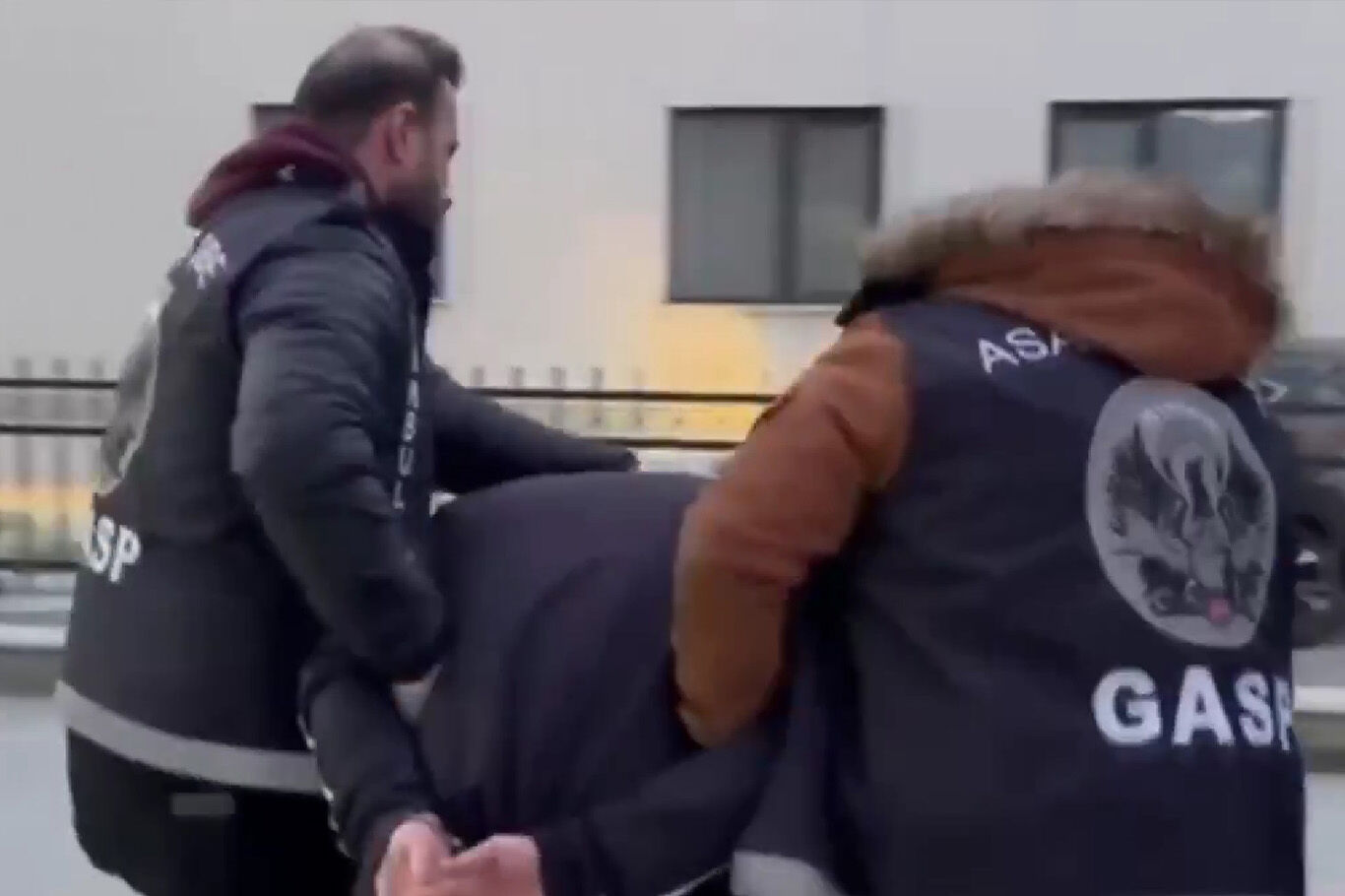 İstanbul'da AVM otoparkındaki gasp olayına ilişkin 7 şüpheli tutuklandı