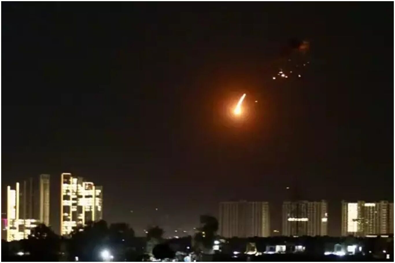 Suudi Arabistan’daki ABD üssüne füze saldırısı: 5 uçak hasar gördü