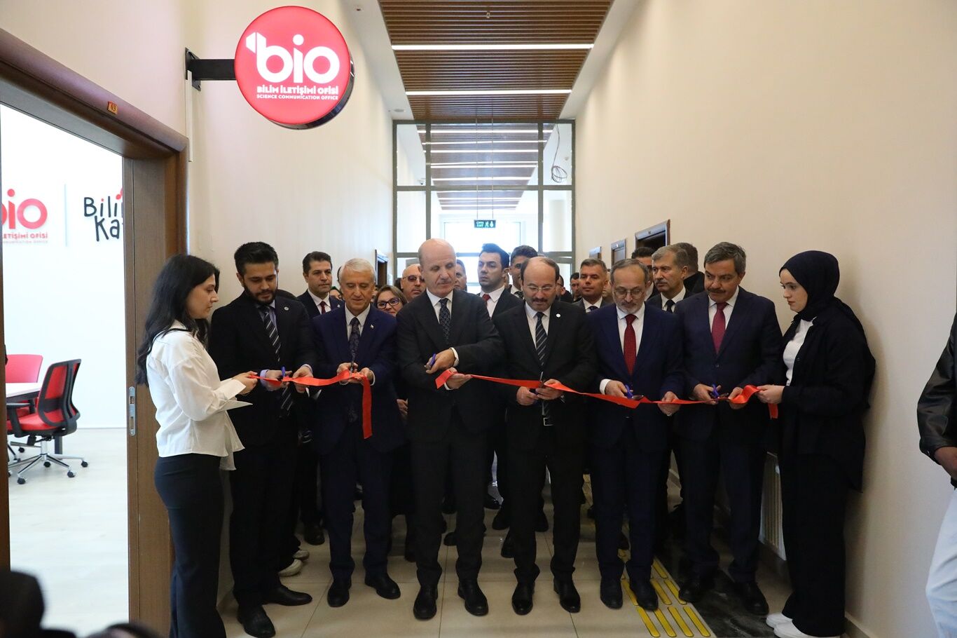 YÖK Başkanı Özvar Erzurum Teknik Üniversitesi Bilim İletişimi Ofisi'nin açılışını yaptı