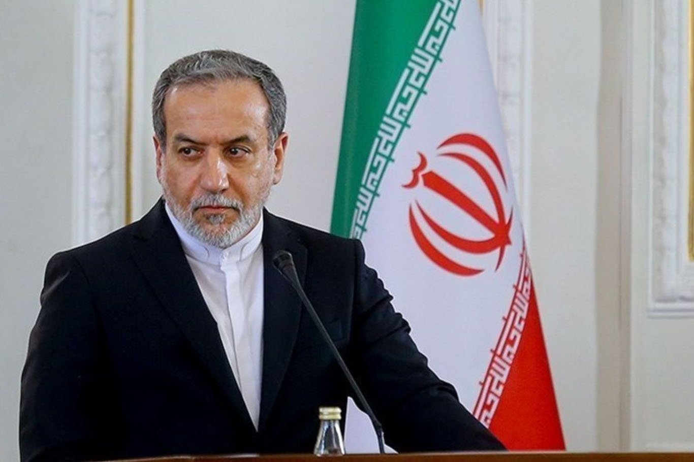 Arakçi, ateşkes konusunda Suudi, Irak ve Güney Koreli mevkidaşlarıyla görüştü