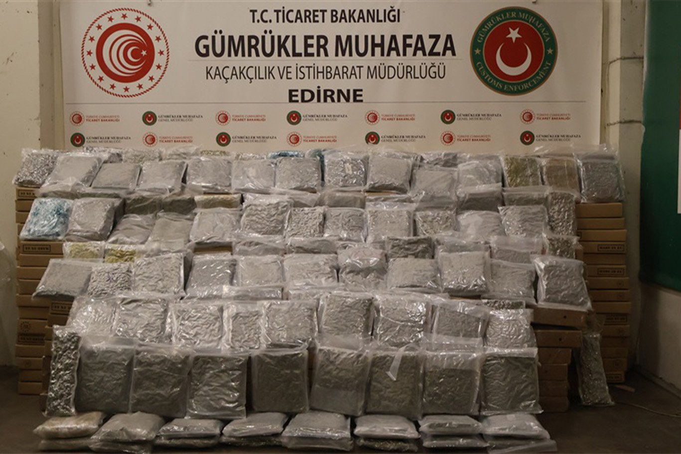 Gümrüklerde uyuşturucu operasyonu: 420 kilo ele geçirildi