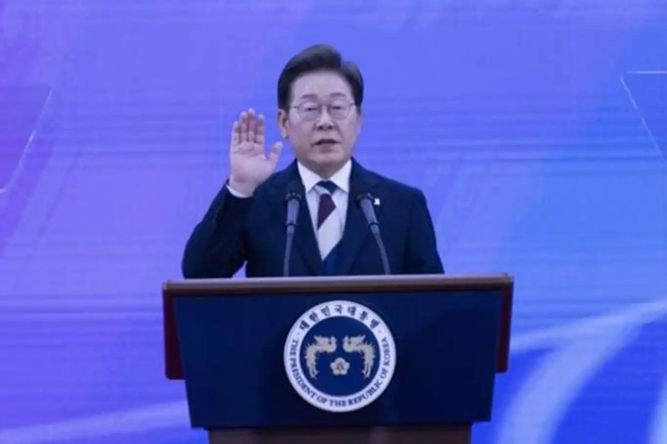 Güney Kore liderinin paylaşımı işgal rejiminde krize neden oldu