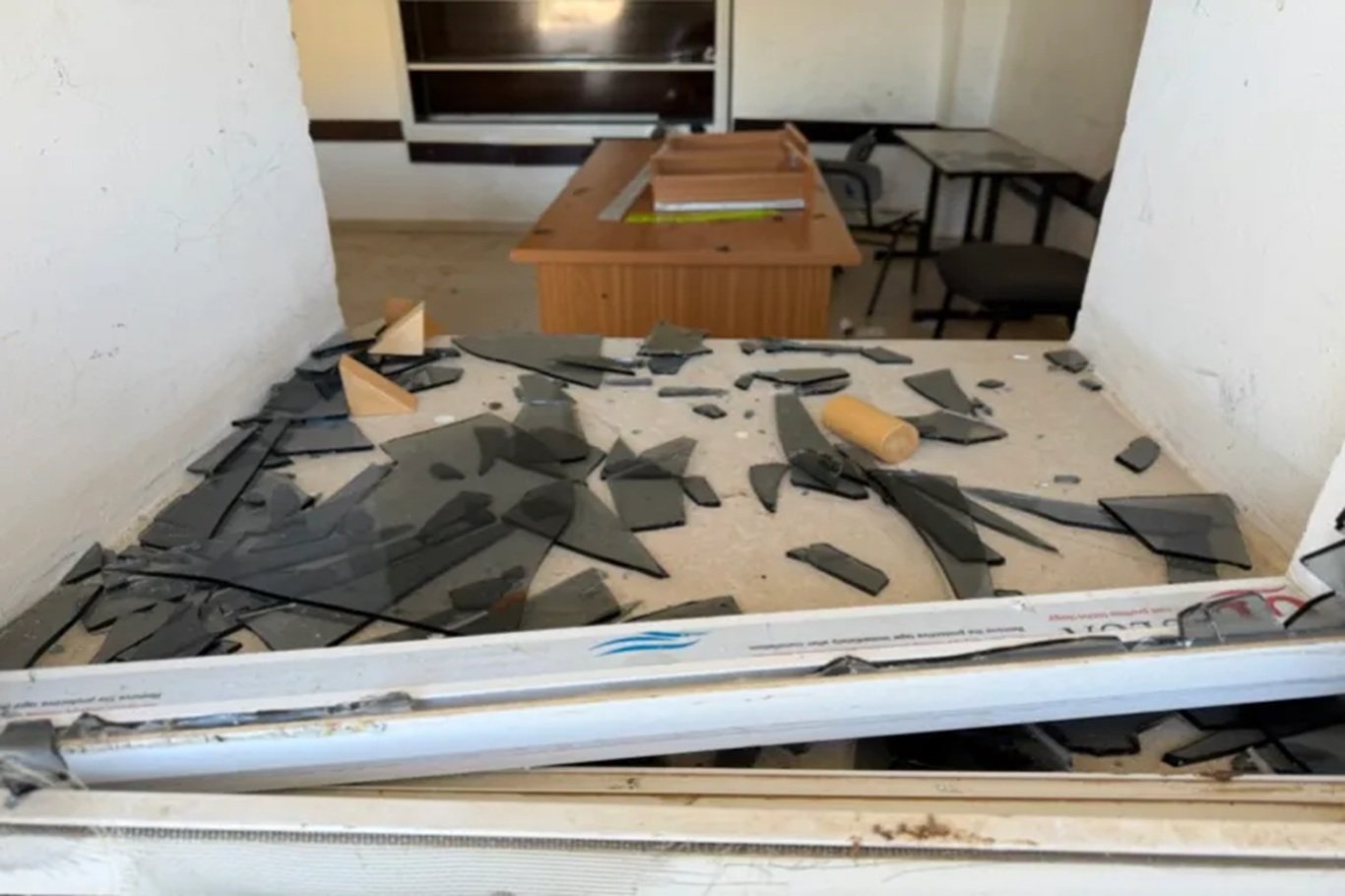 işgalci yerleşimciler El-Malih Okulu'nu tamamen yıktı