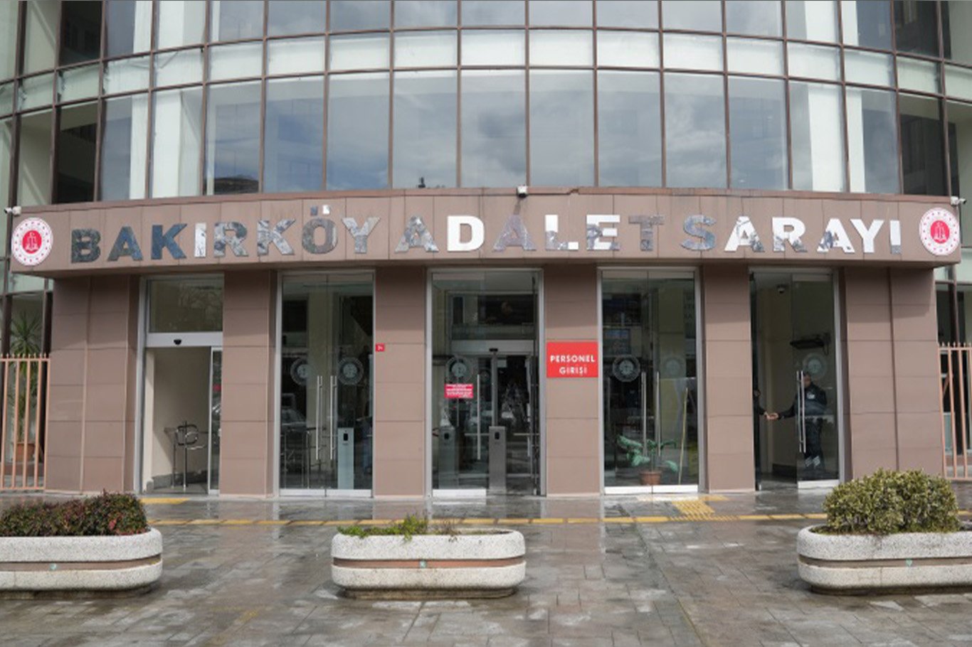 İstanbul'da duruşmada izinsiz görüntü kaydı iddiası: Bir kişi gözaltına alındı