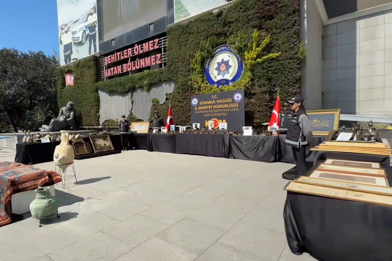 İstanbul'da tarihi eser operasyonu: 12 gözaltı