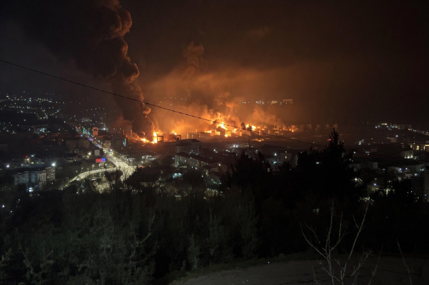 Karadeniz'de gerilim tırmanıyor: Ukrayna İHA'ları Rus limanını vurdu