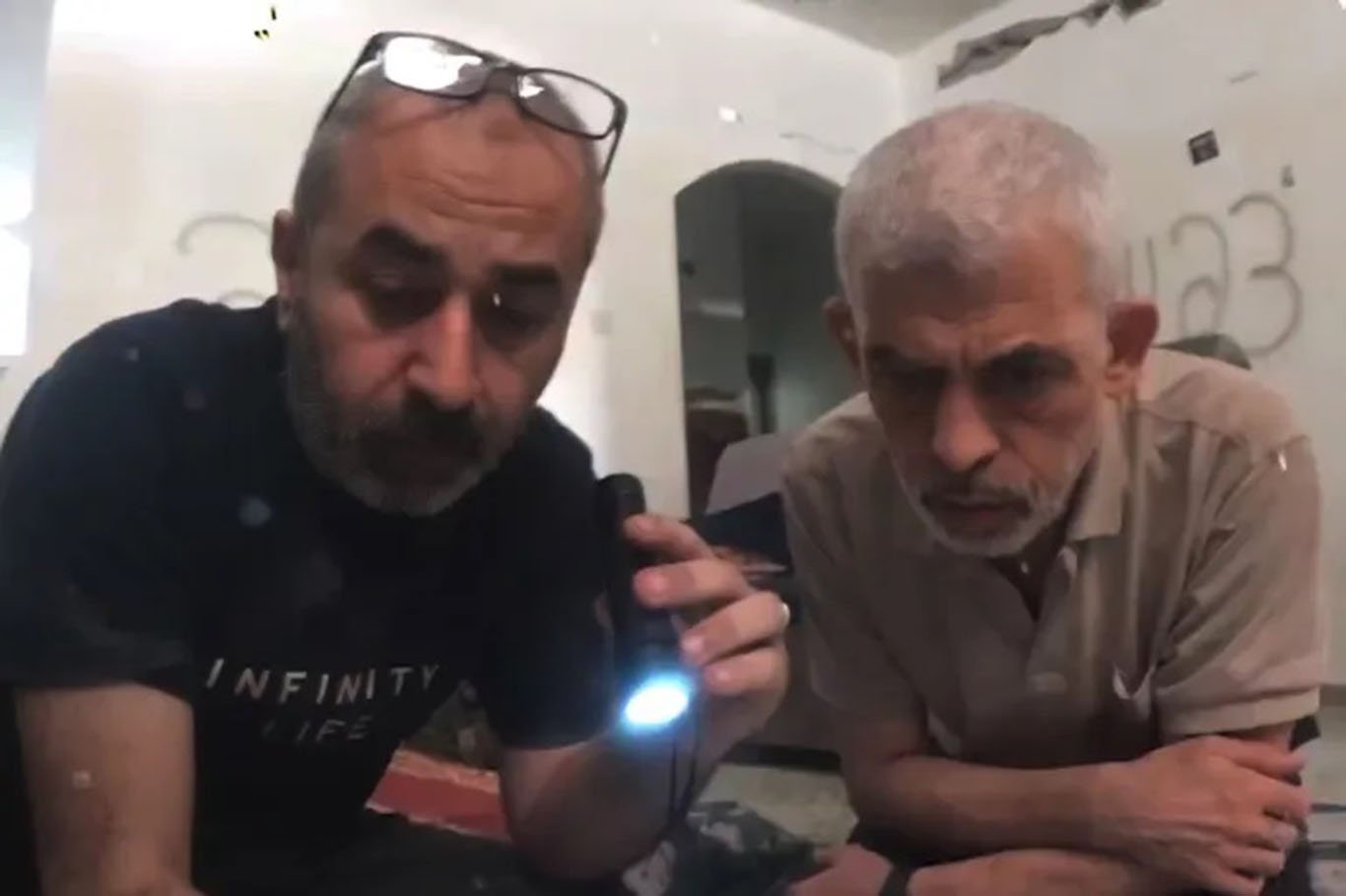 Kassam'dan yeni görüntüler: Sinvar ve Tel Sultan komutanı şehadet öncesi kamerada