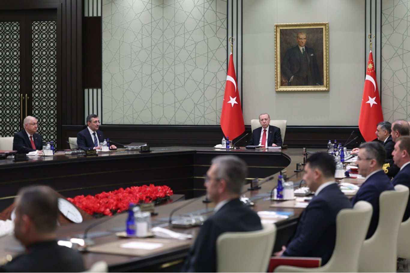 MGK bildirisi: Terörsüz Türkiye hedefinin sabote edilmesine izin verilmeyecek