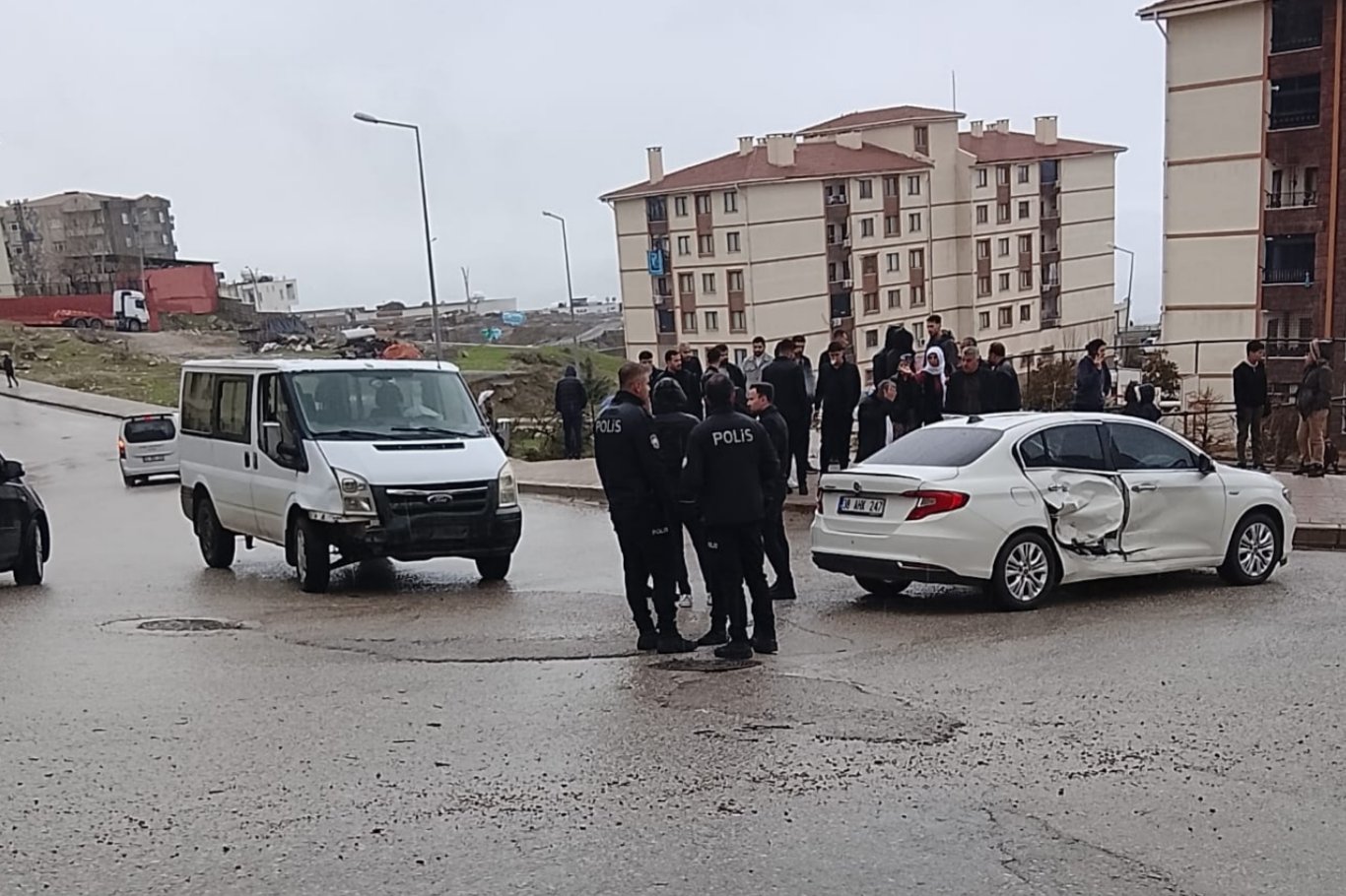 Şırnak'ta maddi hasarlı kaza