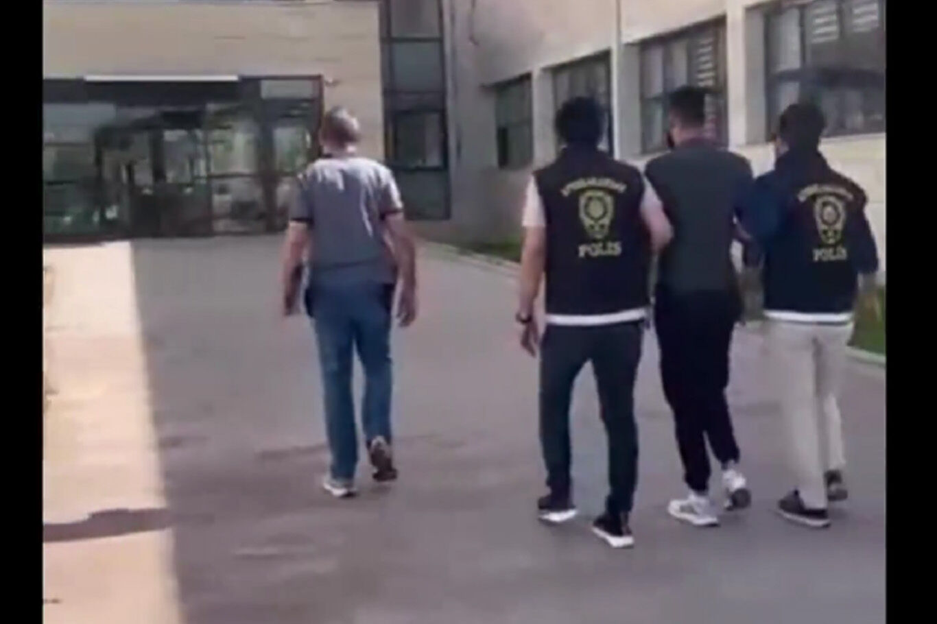 Afyonkarahisar'da 14 yıl 6 ay hapis cezası bulunan hükümlü yakalandı