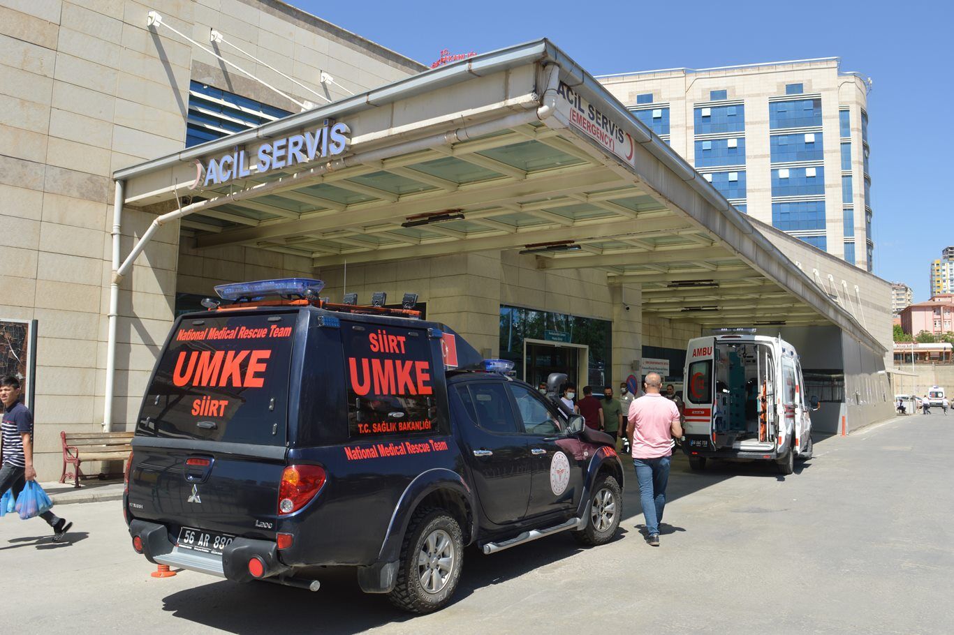 Binek hayvanından düşerek sürüklenen çocuk hayatını kaybetti