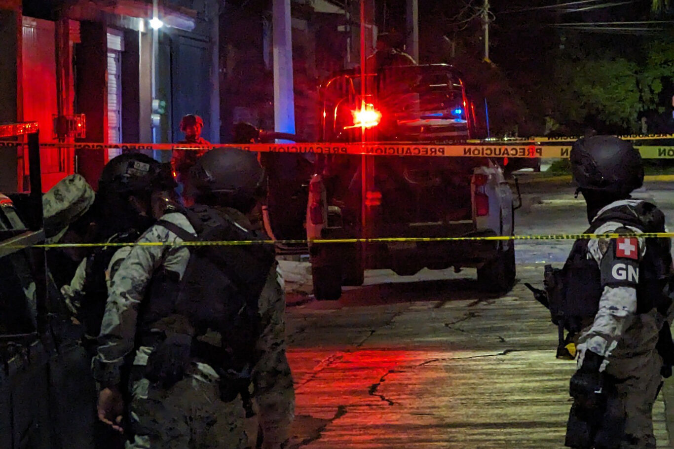Meksika'da bir eve silahlı saldırı: 10 ölü