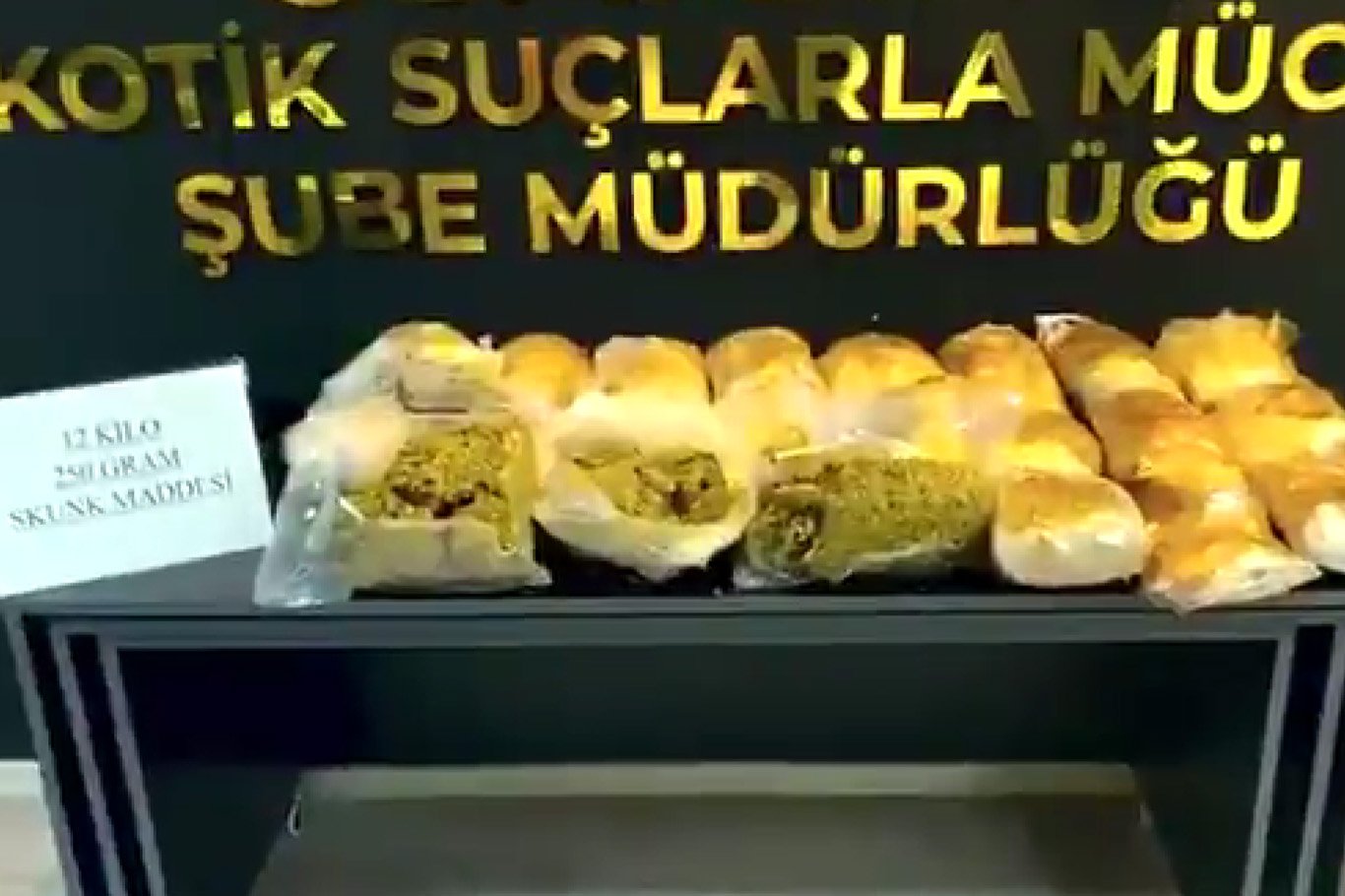 Osmaniye'de araçta 12 kilo 250 gram skunk ele geçirildi