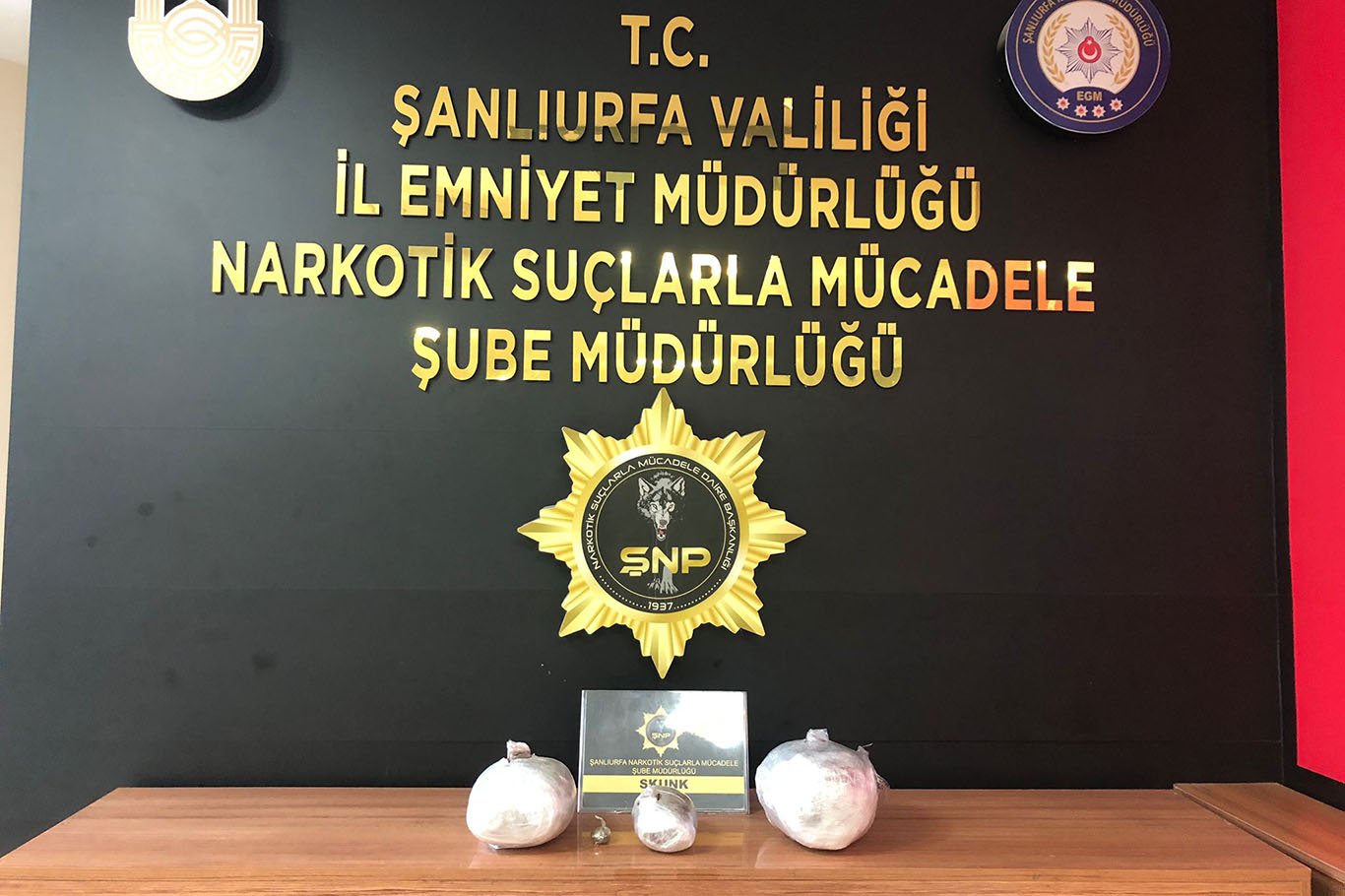 Şanlıurfa'da uyuşturucu operasyonu: 6 kilo 800 gram skunk ele geçirildi