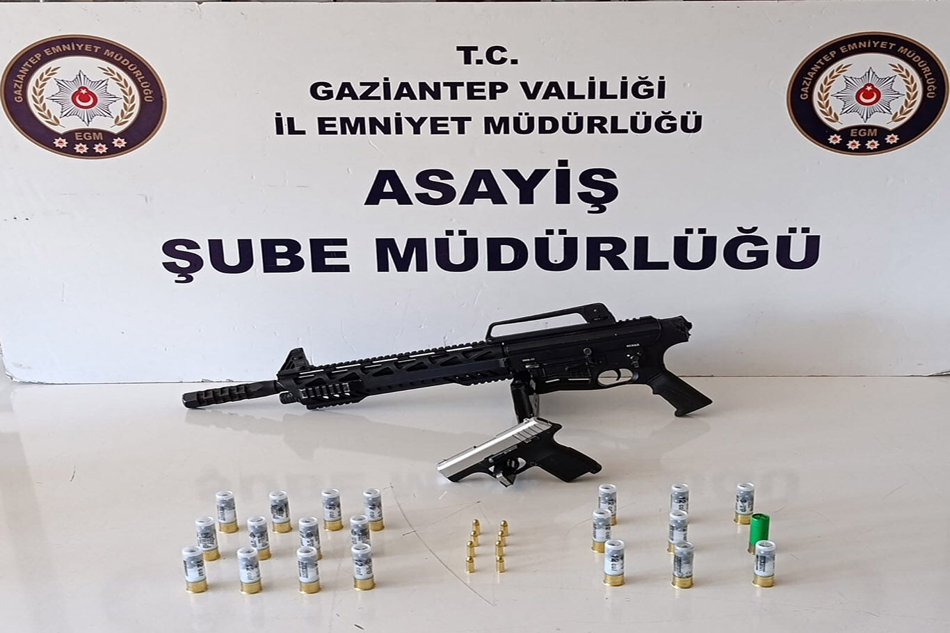 Gaziantep'te bir araca silahla ateş eden şüpheli yakalandı