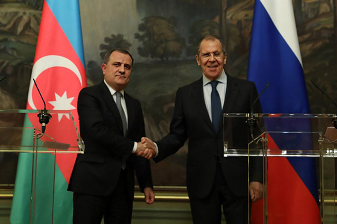 Lavrov: ABD ile İran arasında derhal ateşkes sağlanmalı