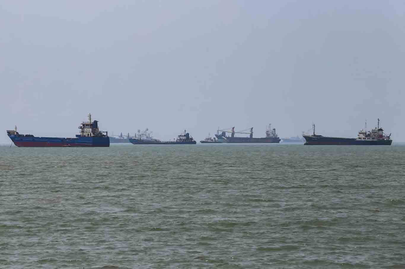 ABD, İran'a deniz ablukasını sıkılaştırdı: 55 ticari geminin rotası değiştirildi