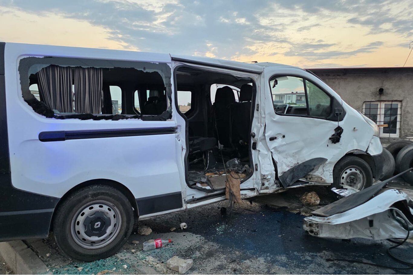 Batman'da iki minibüs çarpıştı: 9 yaralı