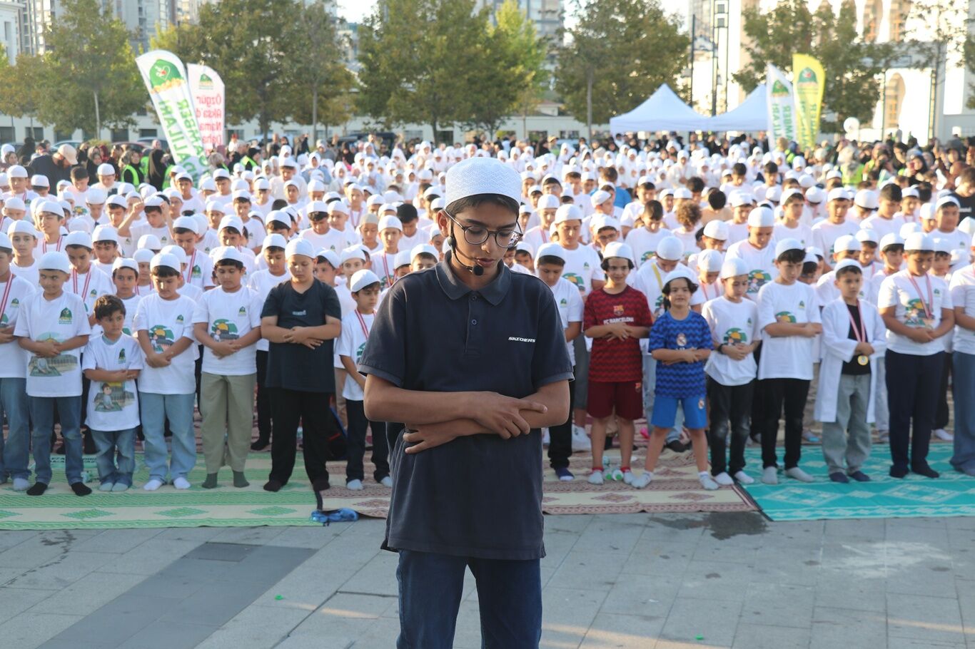 'Hayat Namazla Güzeldir' programı İstanbul'da yoğun katılımla gerçekleşti