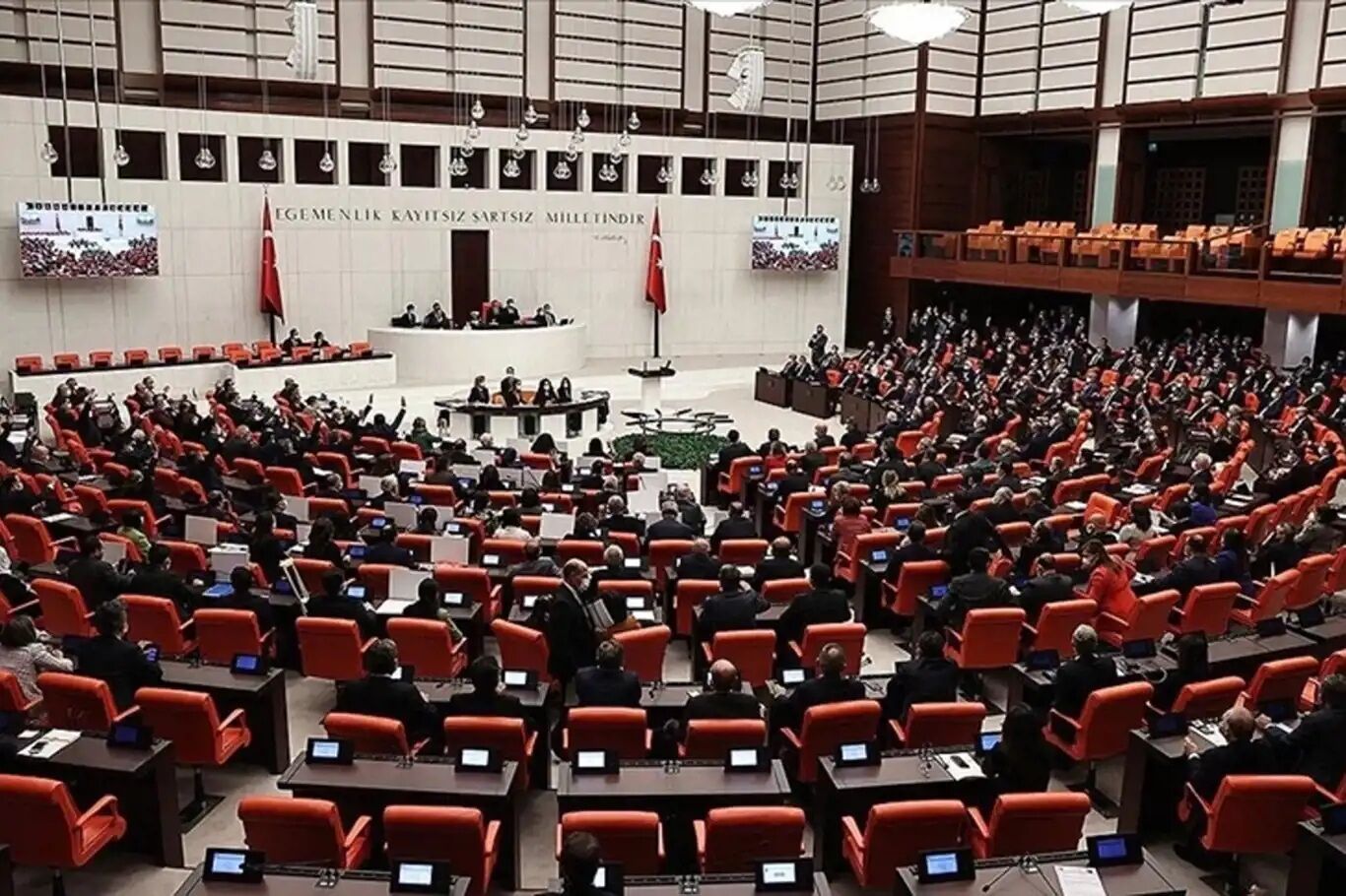 'Terörsüz Türkiye' sürecini içeren kanun teklifi Meclis'te kabul edildi