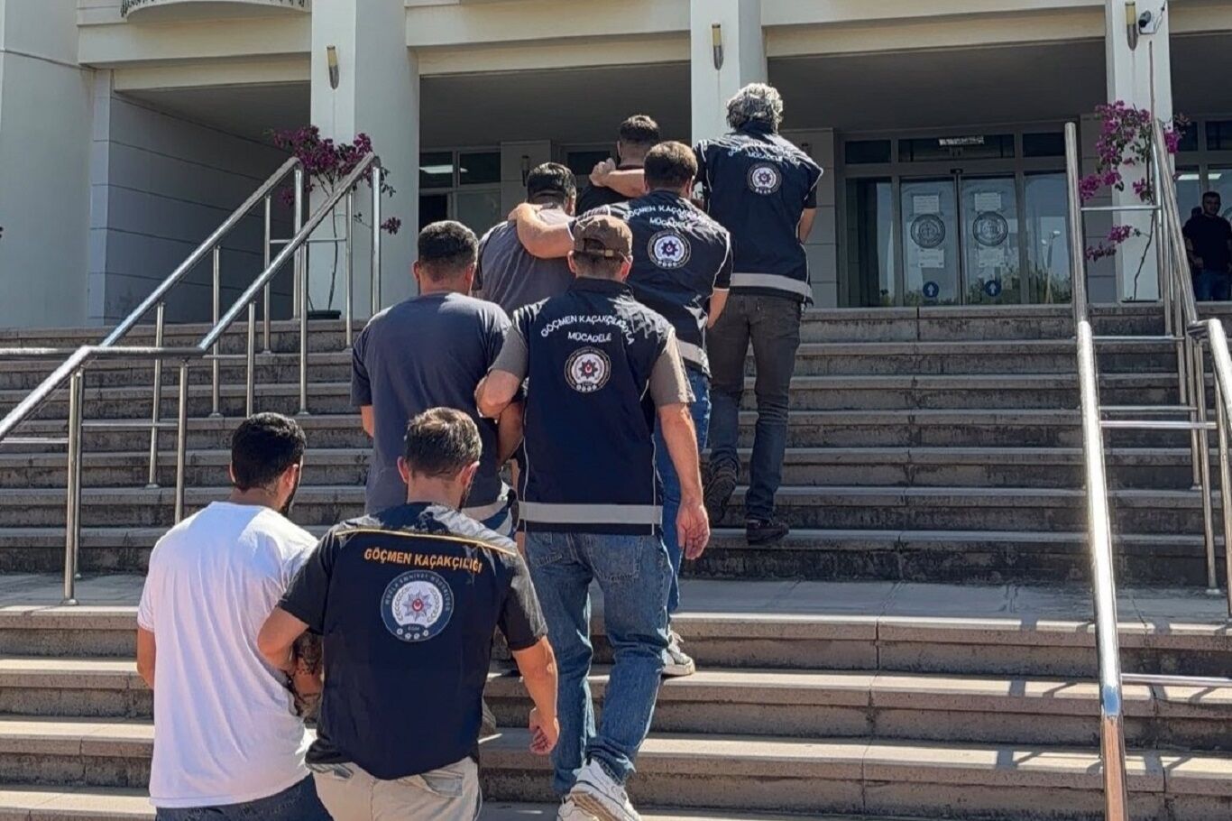 Fatih'te otel vurgunu: 5 tutuklama 